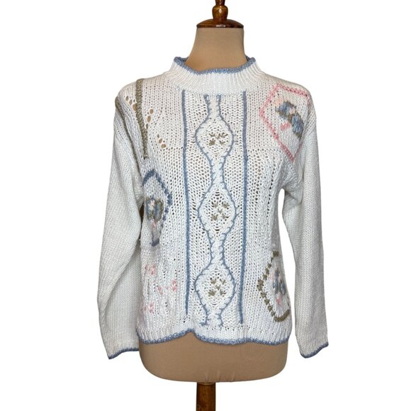 Vintage 90s Hand Knit White Knit Sweater Cottagecore Floral Pattern Small - Picture 1 of 6